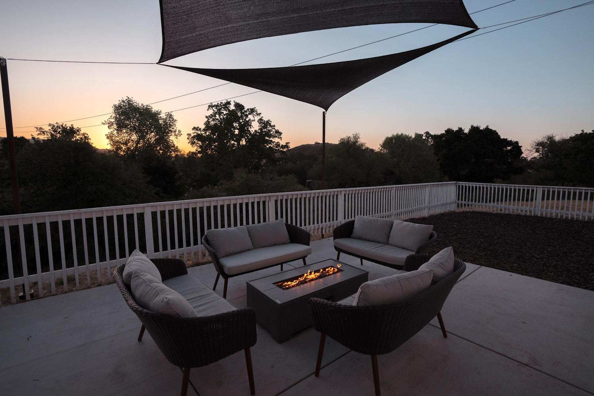 Wine Country Modern Farmhouse With Heated Pool, Hot Tub, Cybertruck Paso Robles Εξωτερικό φωτογραφία