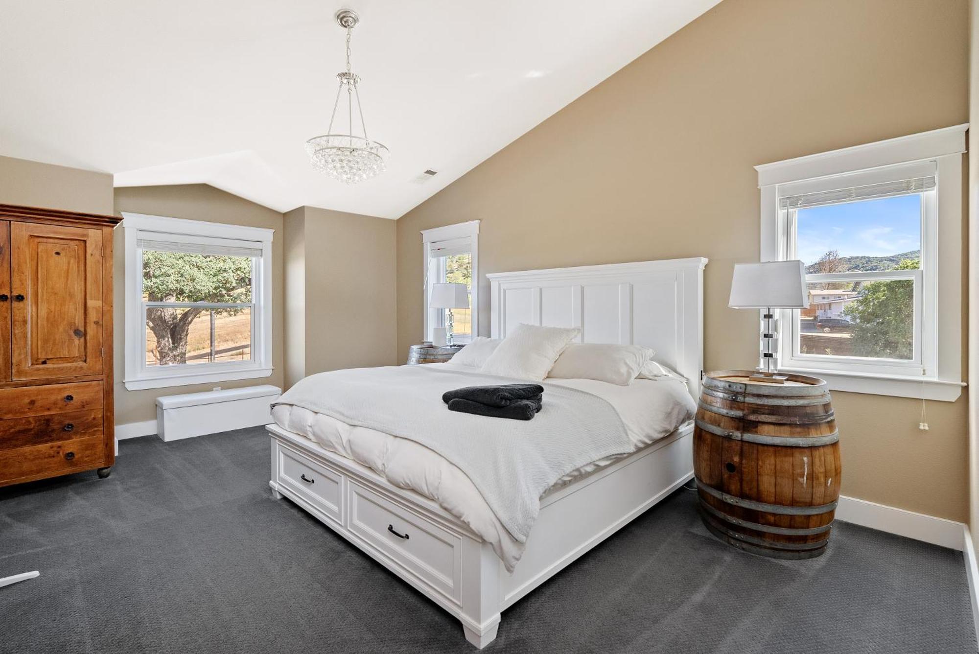 Wine Country Modern Farmhouse With Heated Pool, Hot Tub, Cybertruck Paso Robles Εξωτερικό φωτογραφία